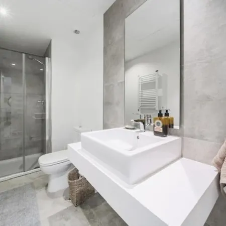 Stunning Apartment Estepona